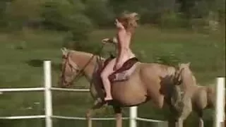 سپر شرارتی سکس حشری خارجی شہد Washes میں غسل اور ظاہر پر ویب کیمرے