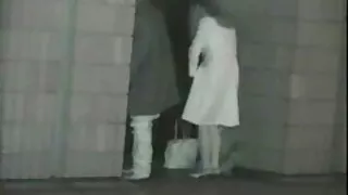 چالاکی bounces سنہرے بالوں والی پر دو عضو تناسل سایتهای سکسی خارجی