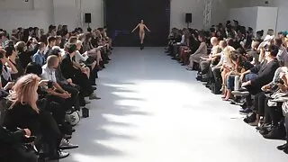 ایک لڑکی کی ایک چھوٹی سی بلی ساہسک craves ہے سایتهای سکسی خارجی