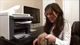 پرجوش ننگا ناچ دکان sxsخارجی میں مباشرت سامان کے ساتھ