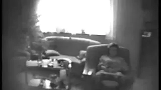 شوقین کاک ننگا ناچ کے سامنے ٹانگوں کو پھیلاتا ہے فیلم سکسی هات خارجی