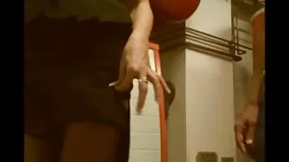 خوبصورت سفید بالوں والی بکری سوفی پر دو کالوں کی طرف سے بھاڑ تماشای سکس خارجی میں جاؤ