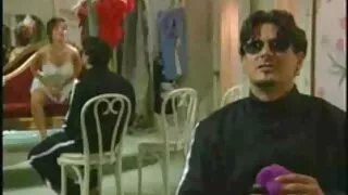 Macho گڑبڑ ننگی کسٹمر کے ساتھ جوش فیلم سکسی داغ خارجی